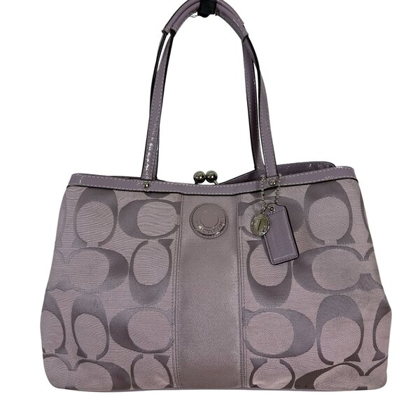 Coach Signature C KISS LOCK Shoulder Bag Lavender Purple F19190 - Picture 1 of 15